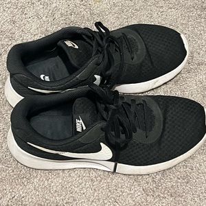 Nike Tanjun Women’s Running Shoes